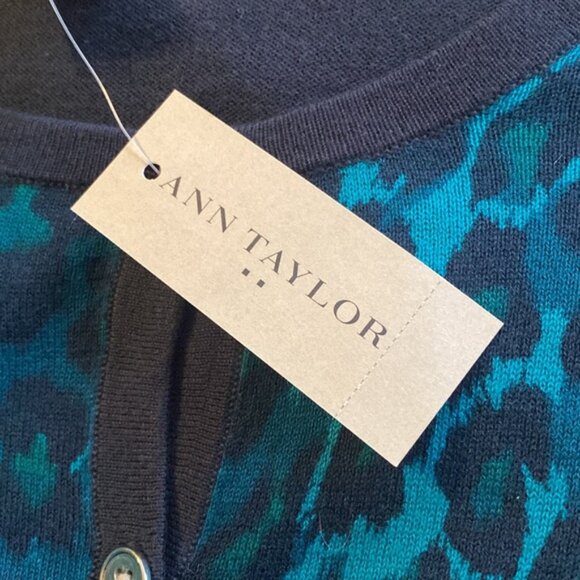 Ann Taylor Cardigan - Picture 7 of 7